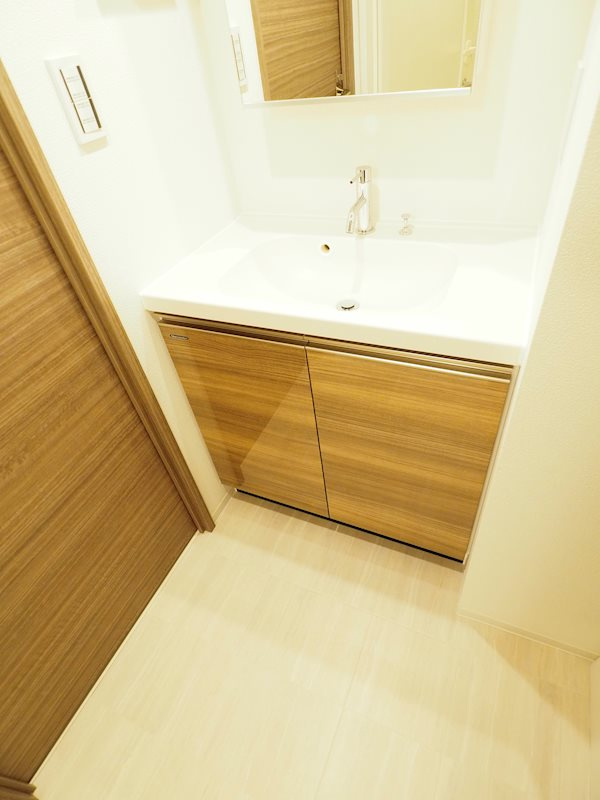 江東区亀戸４丁目の賃貸マンションの独立洗面台