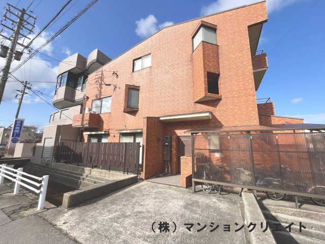 ロアール松本の外観
