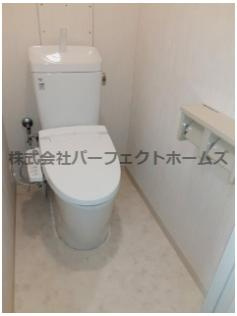 清水ハウスのトイレ|落ち着いた色調のトイレです