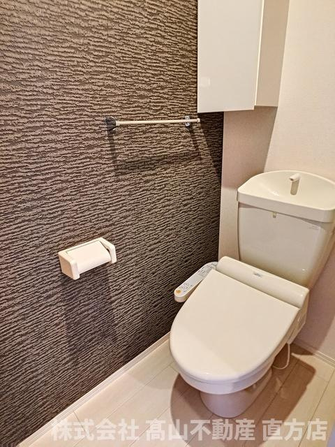 直方市大字植木のアパートのトイレ