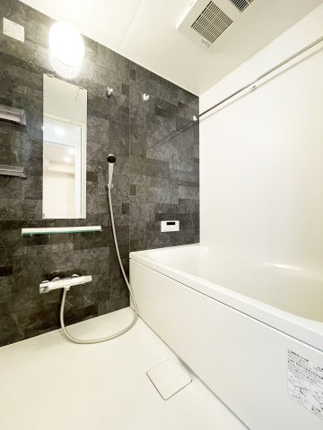 ハピネスの浴室