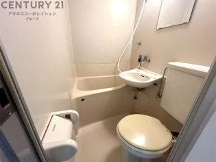 シンプルな3点ユニットバス