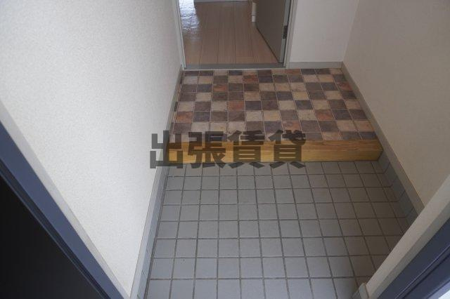 仲介手数料0！！ネオ・ウィスタリア1の玄関