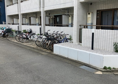 【外観】 | 朝日プラザ相模大野 | マンションの外観は非常に重要なポイントです！外観の善し悪しは資産価値に大きな影響を与えます。外観のいいマンションを購入することで、高値で売却がしやすく、買い手が見つかりやすいというメリットがあります。