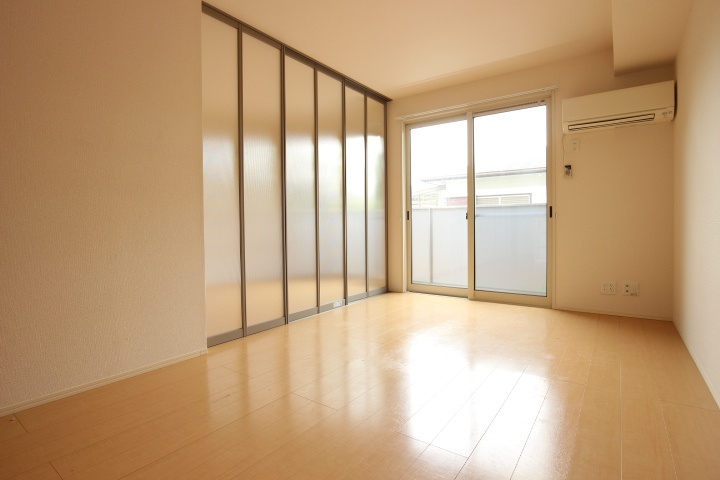 チェリーウェルの居間・リビング|反転です