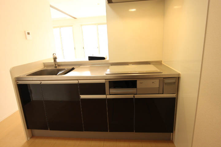 チェリーウェルのキッチン|反転です