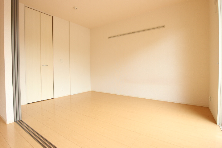 チェリーウェルの寝室|反転です