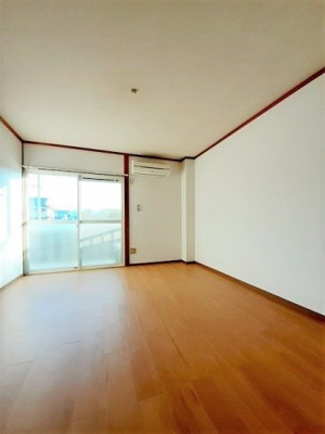 【内装】 | サンハイツ１番館 | 内装は落ち着いています