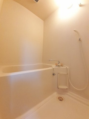 【浴室】 | サンハイツ１番館 | きれいなお風呂です