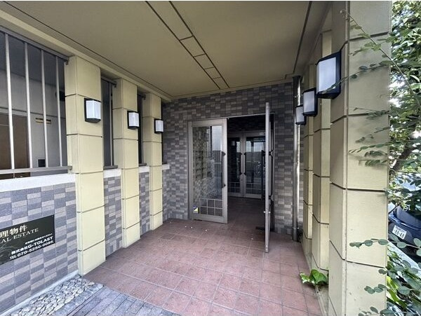 エトワールミツワのエントランス