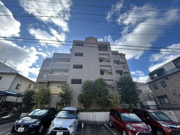 エトワールミツワの外観