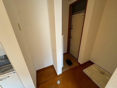 ルボーヌ東中野の玄関