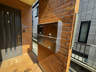 ルボーヌ東中野のエントランス