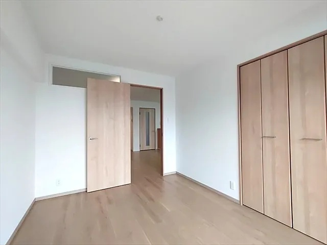 東芦屋ハイツの居間・リビング