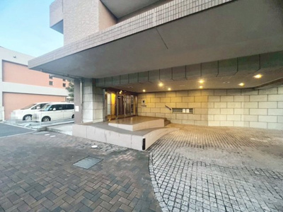 【エントランス】 | ファミール岸和田プレジオ | ◆新生活のスタートをここではじめませんか◆