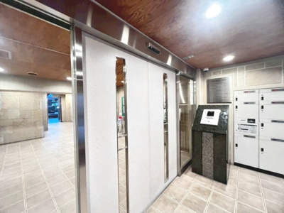 【その他共用部分】 | ファミール岸和田プレジオ | 【オートロックですよ】セキュリティ面も安心ですね！