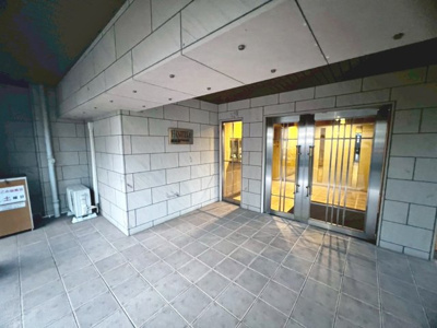  | ファミール岸和田プレジオ | 【エレベーター】荷物が多い日も楽々にお部屋に持っていけますね！