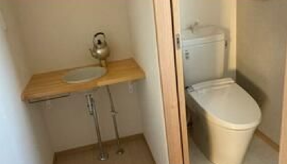 売店舗事務所　下野市石橋のトイレ