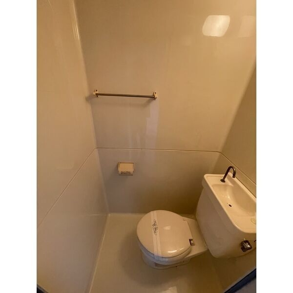 アクティ上賀茂C棟のトイレ