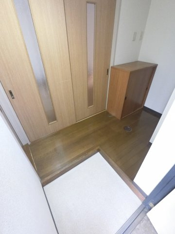 【玄関】