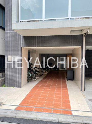 プライムコート上野のエントランス