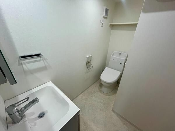 プラティーク神楽坂ｄｕａｌのトイレ