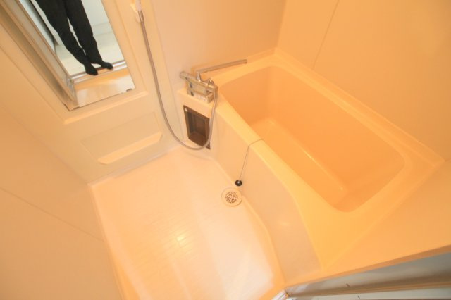 藤ノ木ハイツの浴室|※同建物の類似写真になります。