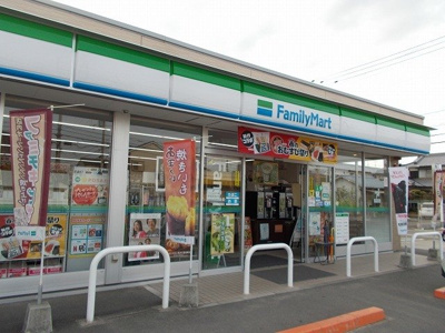 【周辺】 | ソレアード | ファミリーマート針田店様まで550m