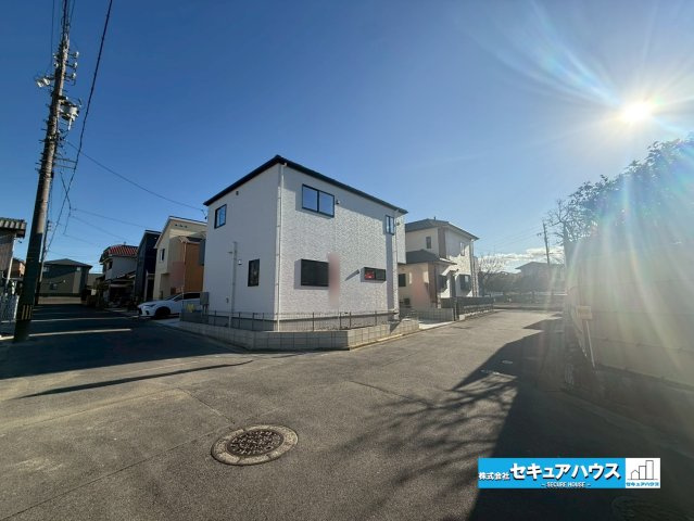 【今からご案内可能】刈谷市野田町1期 全2棟 の前面道路含む現地写真|事前予約にて現地ご見学いただけます！お気軽にお問い合わせください♪
■株式会社　セキュアハウス■
住宅ローンに強く、知識、経験豊富なスタッフ在籍
お客様に寄り添い、ご成約後もサポート致します。　　　　