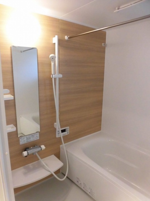 セキュレア須屋　C棟の浴室