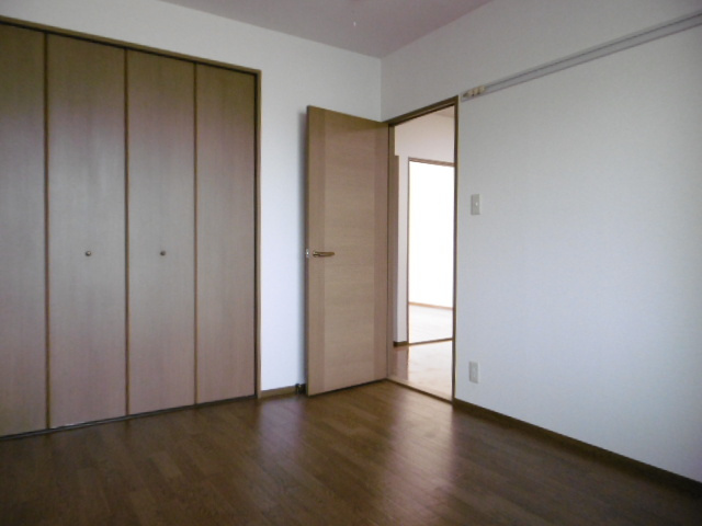 【洋室】 | ファミールコート