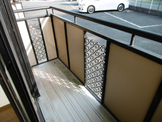 【バルコニー】 | ファミールコート