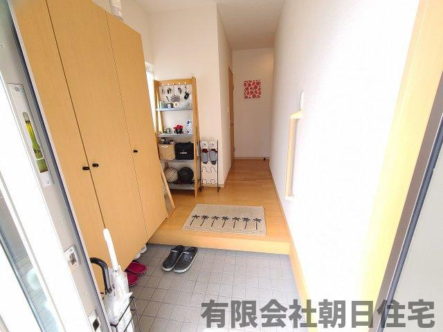 【玄関】 | 東出雲町揖屋中古戸建 | 玄関です