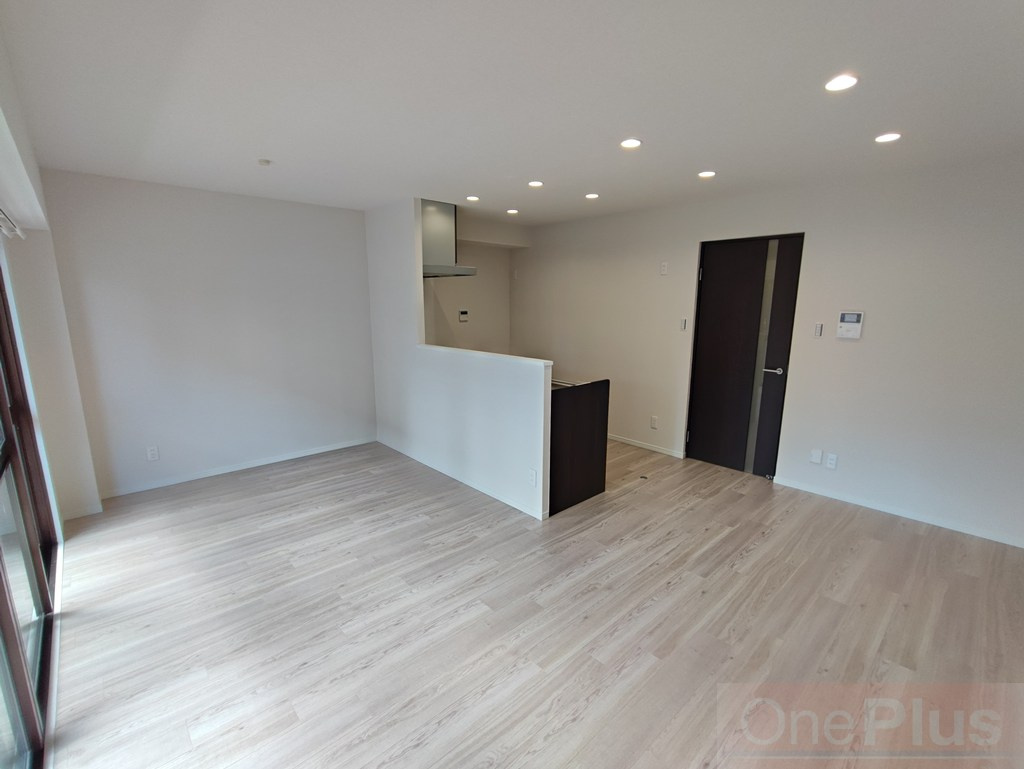 パレグレイス・ヒエダのその他