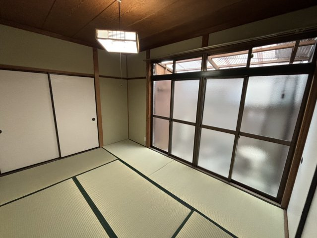 西保町戸建の和室