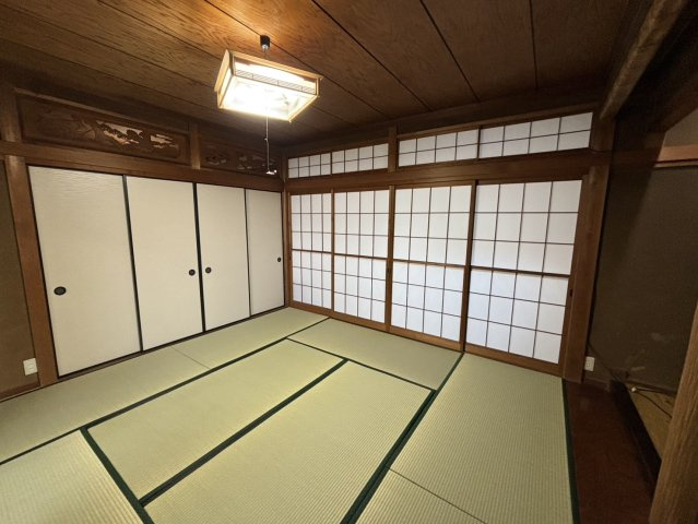 西保町戸建の和室