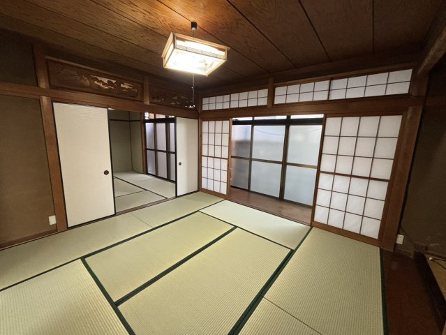 西保町戸建の和室