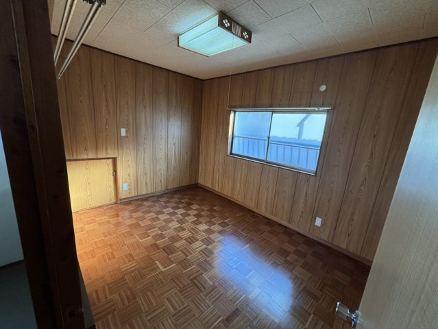 西保町戸建の内装