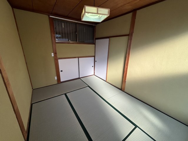 西保町戸建の和室