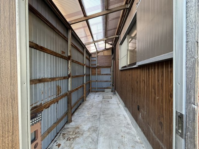 西保町戸建の収納