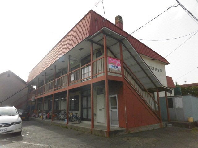 マルシンハイツの外観