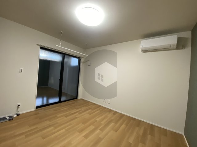 HESTA近代前2の内装