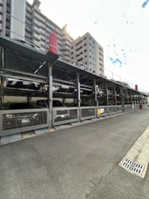 ディームス江坂の駐車場|駐車場に車を止められます