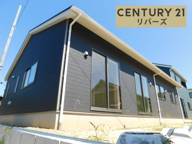 稲沢市平和町西光坊大門北の新築一戸建の外観|◇１号棟◇　　新価格！！いつでも見学出来ます♪（お問合せ当日、平日、水曜、夜間でもＯＫ）　敷地６７．６４坪！　駐車らくらく並列４台ＯＫ　南に庭付き！　耐震＋制震の地震に強い安心な家♪　防犯カメラ搭載！