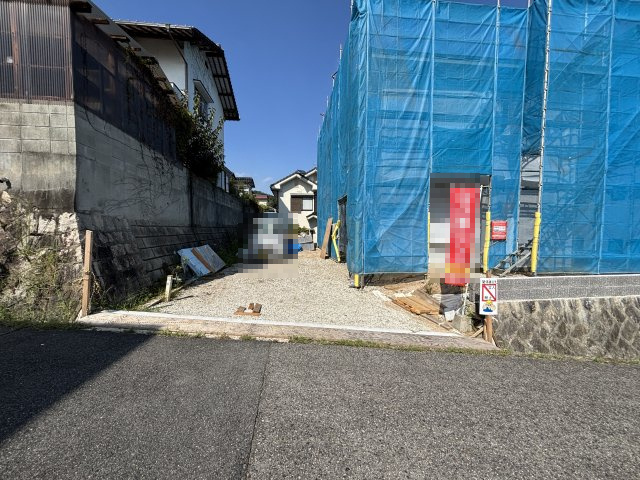 新築戸建　　伴西４丁目の前面道路含む現地写真