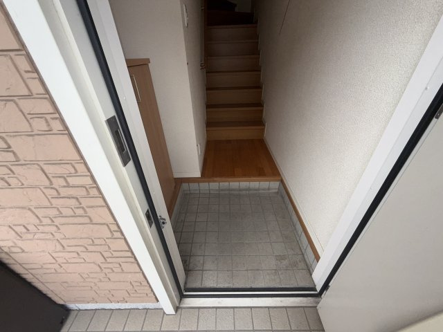クラヴィエ花水木Ⅱの玄関