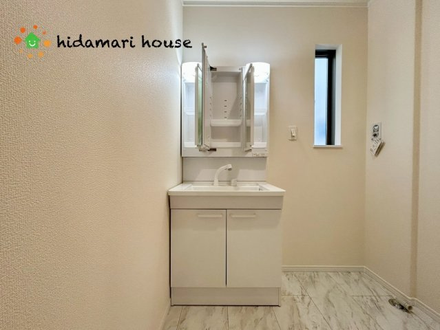 北本市宮内2期　新築戸建　ハートフルCの独立洗面台