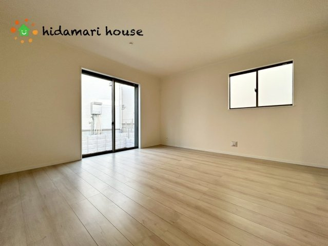 北本市宮内2期　新築戸建　ハートフルCの居間・リビング