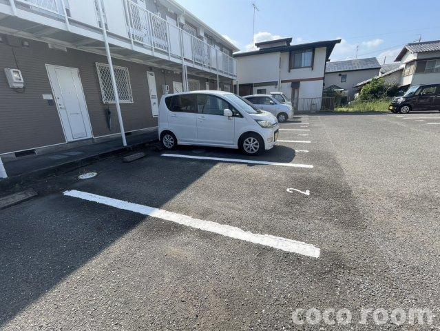 BST Aの駐車場