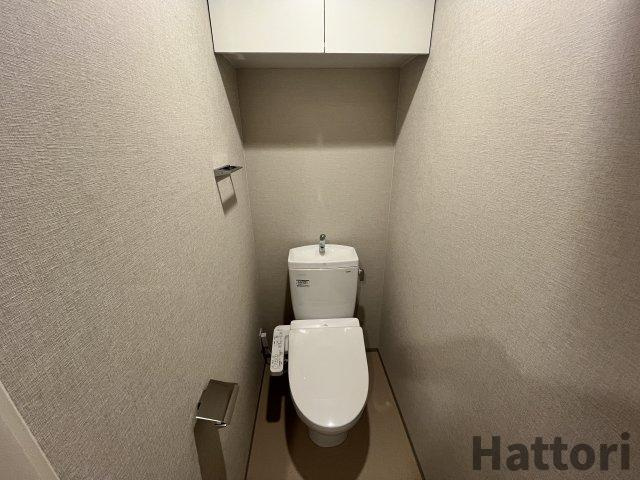 大阪市浪速区浪速東２丁目の賃貸マンションのトイレ